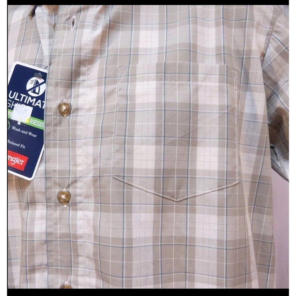 Wrangler Shirt Wrinkle Resistant Relax Fit‎ Shirt Tan Plaid NWT Small - Picture 2 of 7